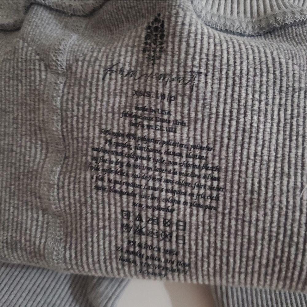 🤩New Free People ultra high rise 7/8 Happiness runs leggings size s/xs - Picture 12 of 13